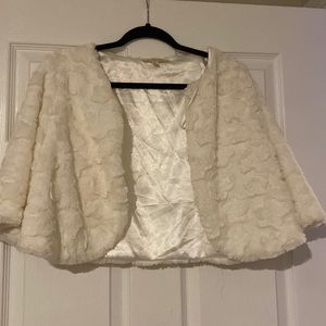 Faux fur crop bolero